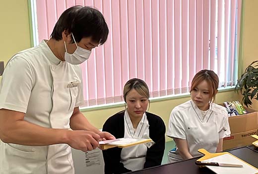 現役の管理薬剤師による最先端医薬授業